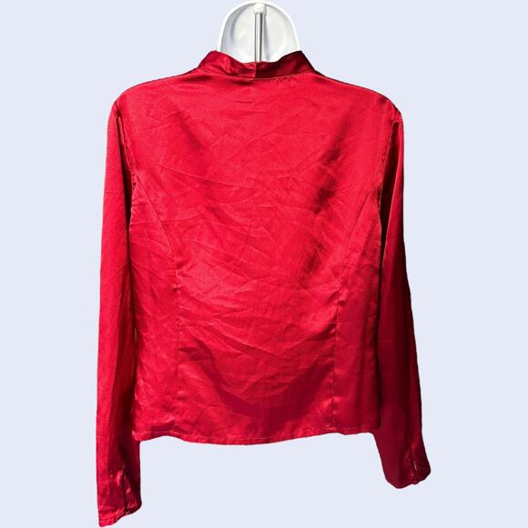 Covington Petite red satin embroidered button-front blouse M Petite - Picture 2 of 6